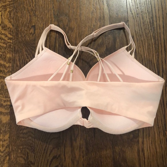 VS NWOT - 34DD Very Sexy Push-up w/front closure - Picture 3 of 8